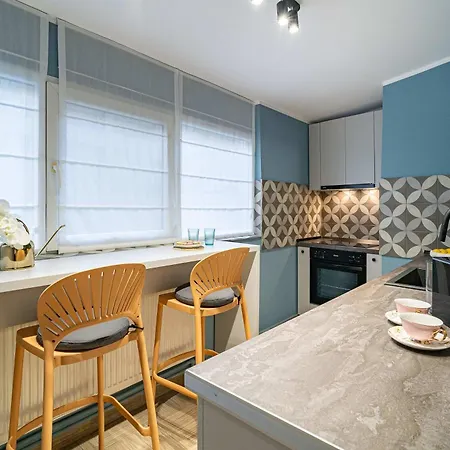 Renovated 1br By Piata Universitatii - Serene Comfort