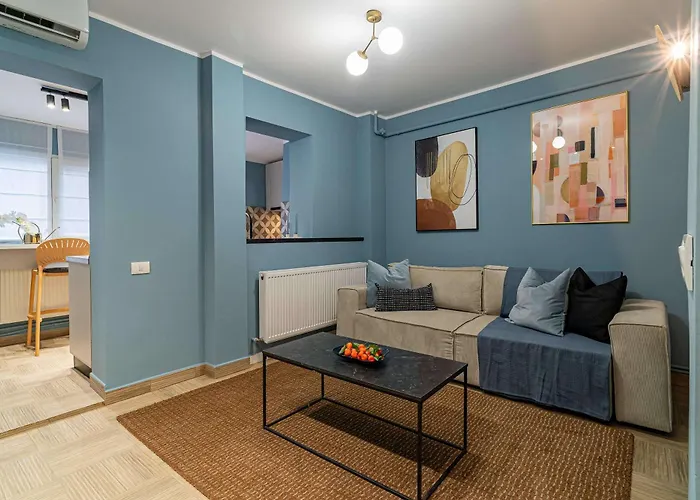Renovated 1br By Piata Universitatii - Serene Comfort Bucarest