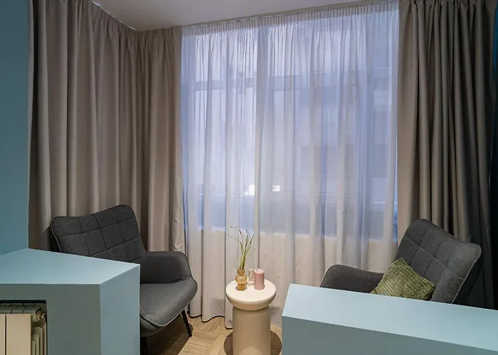 Renovated 1br By Piata Universitatii - Serene Comfort Apartament *