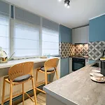 Renovated 1br By Piata Universitatii - Serene Comfort