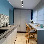 Renovated 1br By Piata Universitatii - Serene Comfort Apartmán